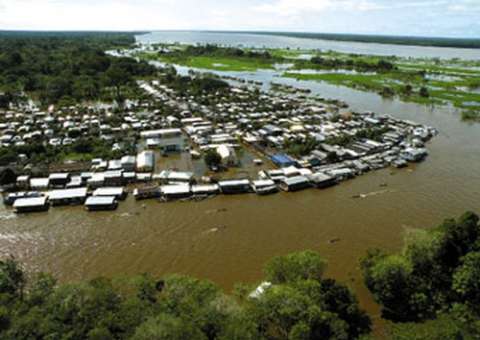 Indícios de superfaturamento faz TCE suspender licitações
