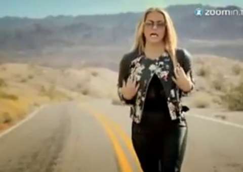 A cantora Anastacia alfineta Rihanna ao falar do seu retorno e novo álbum