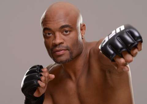 Anderson Silva revela que alisava cabelo e dispara: "Há muitos gays no MMA"