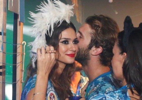 Thaila Ayala é clicada namorando com modelo alemão Andre Hamann
