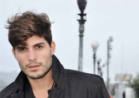 Ex-BBB André gravará a composição "Bonde do touchscreen"