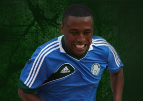 Palmeiras deve ter André Luiz e Serginho contra o ABC