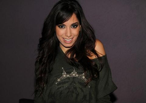 Vídeo que mostra Anitta copiando Beyoncé está bombando na web