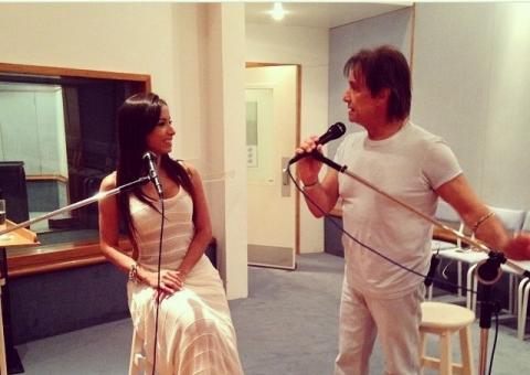 Em alta na Globo, Anitta grava música com Roberto Carlos para especial