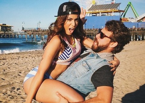  Bem acompanhada, Anitta se diverte nos Estados Unidos