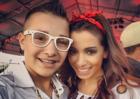 Anitta revela romance com prodígio do funk Mc Gui: "Estamos juntos pouco mais de um mês"