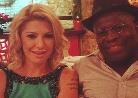  Antonia Fontenelle pede respeito após encontros com Joaquim Barbosa