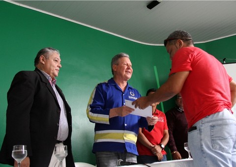 Feirantes da Manaus Moderna têm garantia de uso por  mais 15 anos