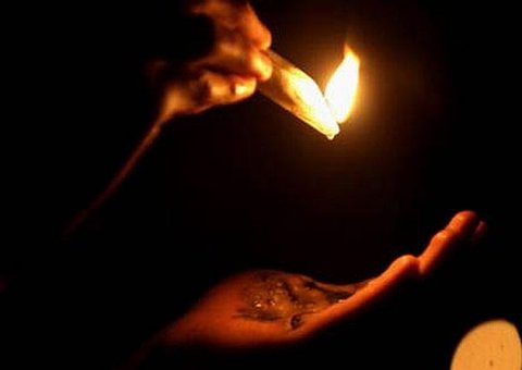 Concessionária de energia deixa moradores no escuro