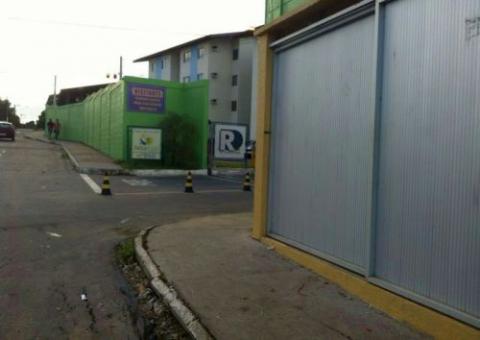 Com ciúmes, homem atira na mulher, na enteada e depois se mata