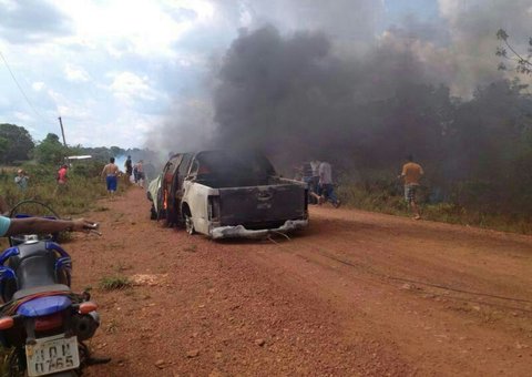 Banco em Apuí assaltado com prefeito dentro