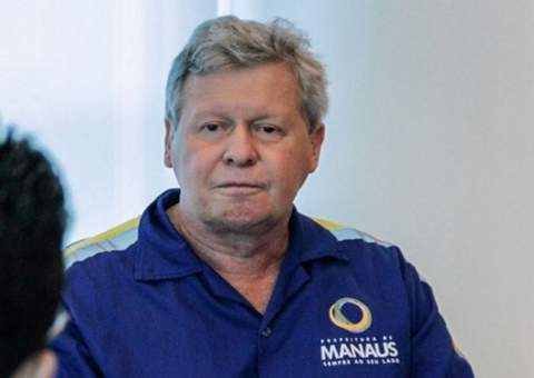 Prefeitura entrega duas unidades móveis de controle de zoonoses