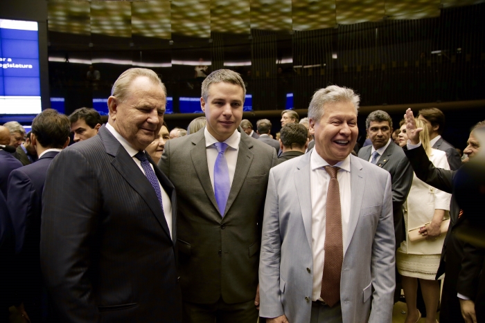 Artur aposta em renovação no Congresso para fortalecer Amazonas