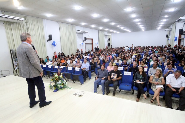  Artur ministra palestra para formandos de Administração