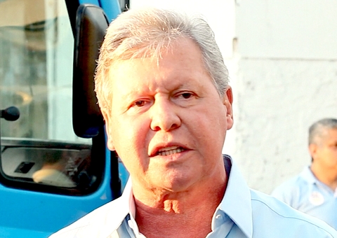 Prefeito Artur Neto decreta ponto facultativo