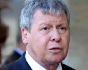 ...É da natureza de Artur...