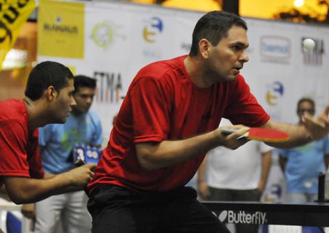 Quarteto  embarca para Santos, onde  disputa  Copa Brasil de Tênis 