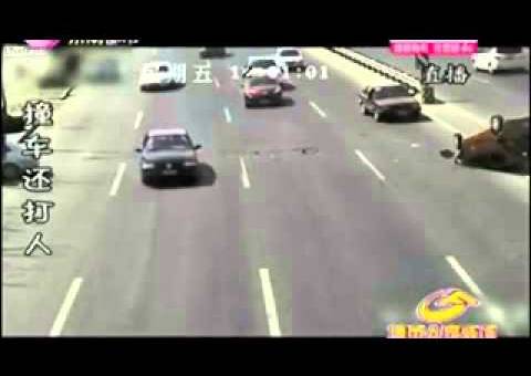 Motorista causa acidente e ainda agride vítima