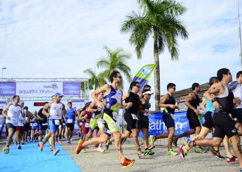 José Soares e Jéssica Santos brilham no Circuito Amazonense de Triathlon, etapa Aquathlon