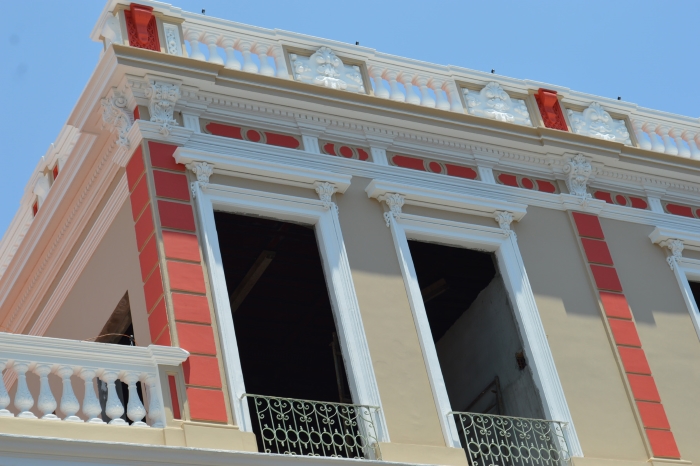 Reforma do palacete Silvério Nery é acompanhada pelo Implurb