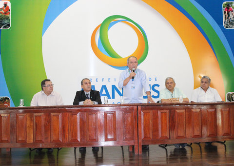 Prefeitura define Orçamento 2015 na próxima terça-feira