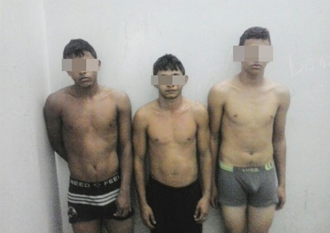 Taxista é assaltado e preso no porta-malas do veículo