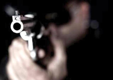 Em 2ª tentativa, jovem morre com tiro na cabeça