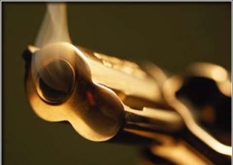 Polícia intervém em briga de vizinhos e acaba matando o homem