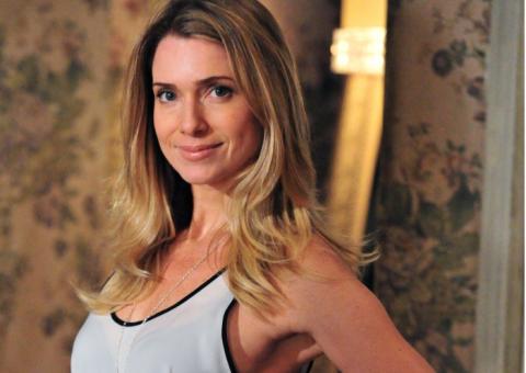 Letícia Spiller revela que já apanhou de companheiro