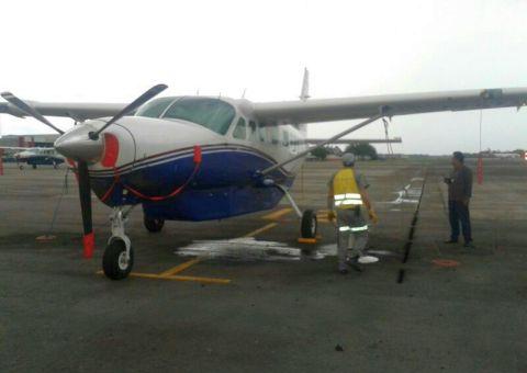 Raios atingem três aviões no Eduardo Gomes