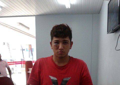 Homem denunciado de vender drogas no bairro Compensa é preso