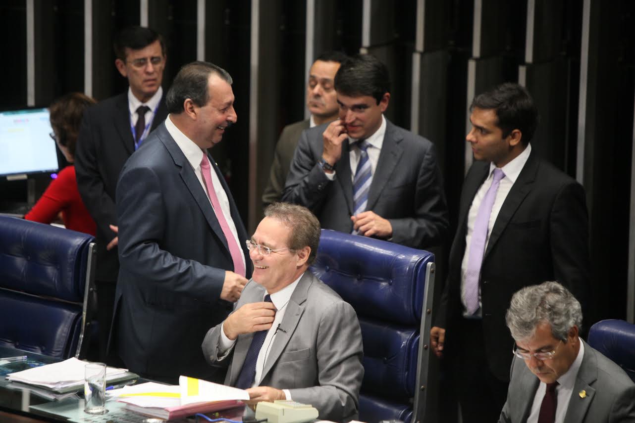 Senador pede urgência na votação de PL que  concede anistia a policiais