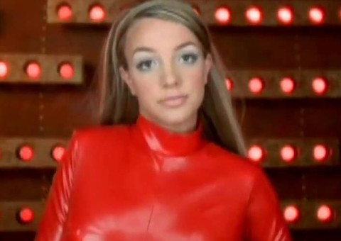 Clipe de Britney Spears é divulgado no áudio original e o resultado é engraçado