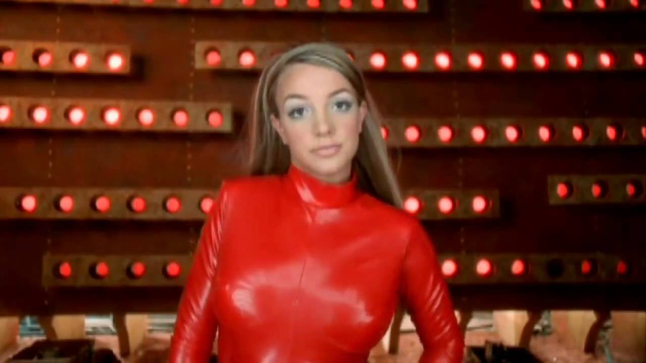 Clipe de Britney Spears é divulgado no áudio original e o resultado é engraçado
