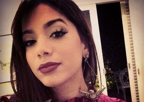 Anitta acusa ex-empresários de tê-la roubado R$ 2,5 milhões