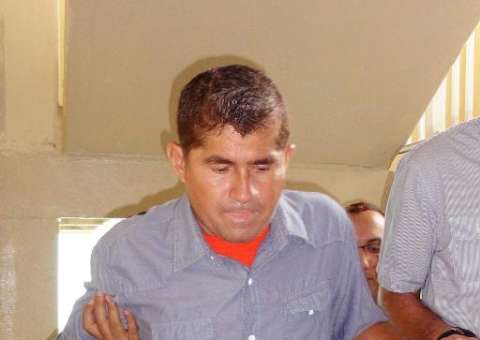 Retorno de náufrago salvadorenho é adiado por problemas de saúde