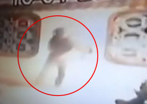 Empresário reage, atira em bandido e põe outros para correr durante assalto  