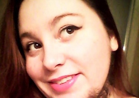 Marido diz que ama mulher como ela é e esposa assume barba