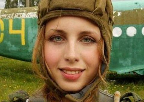 Militar é considerada a mais gata de todos os tempos