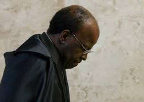 Joaquim Barbosa, decepcionado com novo julgamento dos mensaleiros, diz que crime de quadrilha só vale para os menos favorecidos