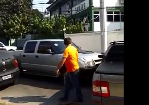 ‘Dono da rua’ está em uma S-10, cuidado