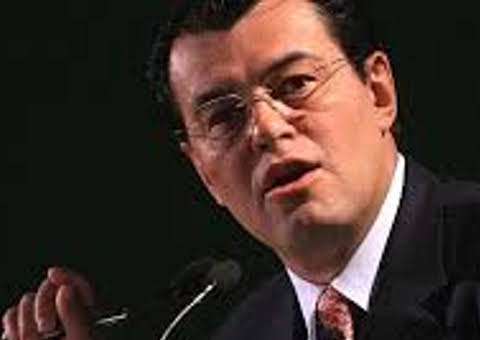 A AUSÊNCIA DO SENADOR EDUARDO  BRAGA  