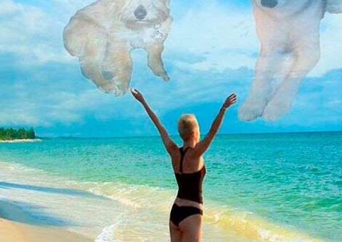 Miley Cyrus publica foto de biquíni e fãs detonam