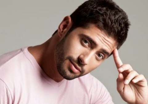 Marcelo do BBB: "Eu tinha 15 e foi com duas garotas"