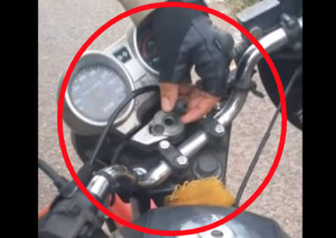 Polícia do Pará apreende moto com invenção criativa que muda a placa