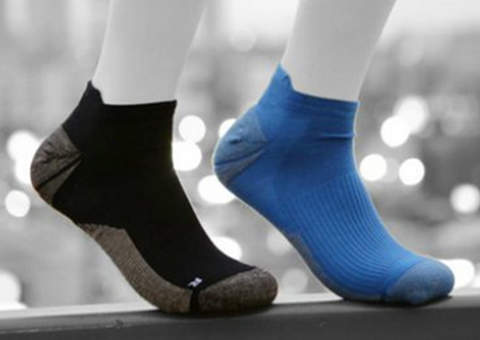 Empresa desenvolve meia que acaba com o ‘chulé'