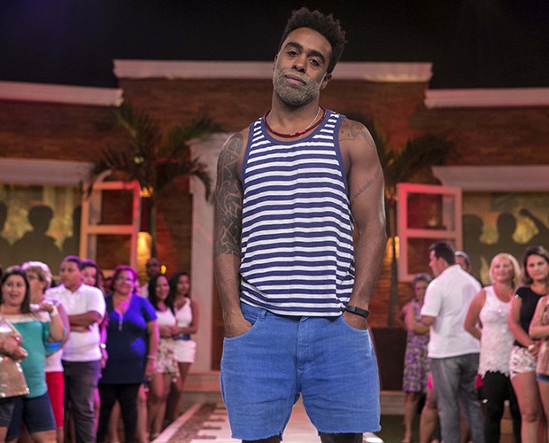 Eliminado do reality, Douglas afirma estar arrependido por ter agredido ex