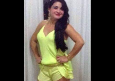 Mulher aplica hidrogel para aumentar bumbum e morre