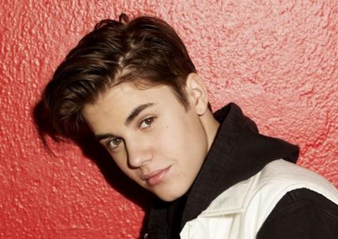 Música "Baby" de Justin Bieber é a mais vendida da história da Billboard