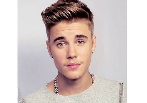 Justin Bieber é processado por agressão a novo fotógrafo